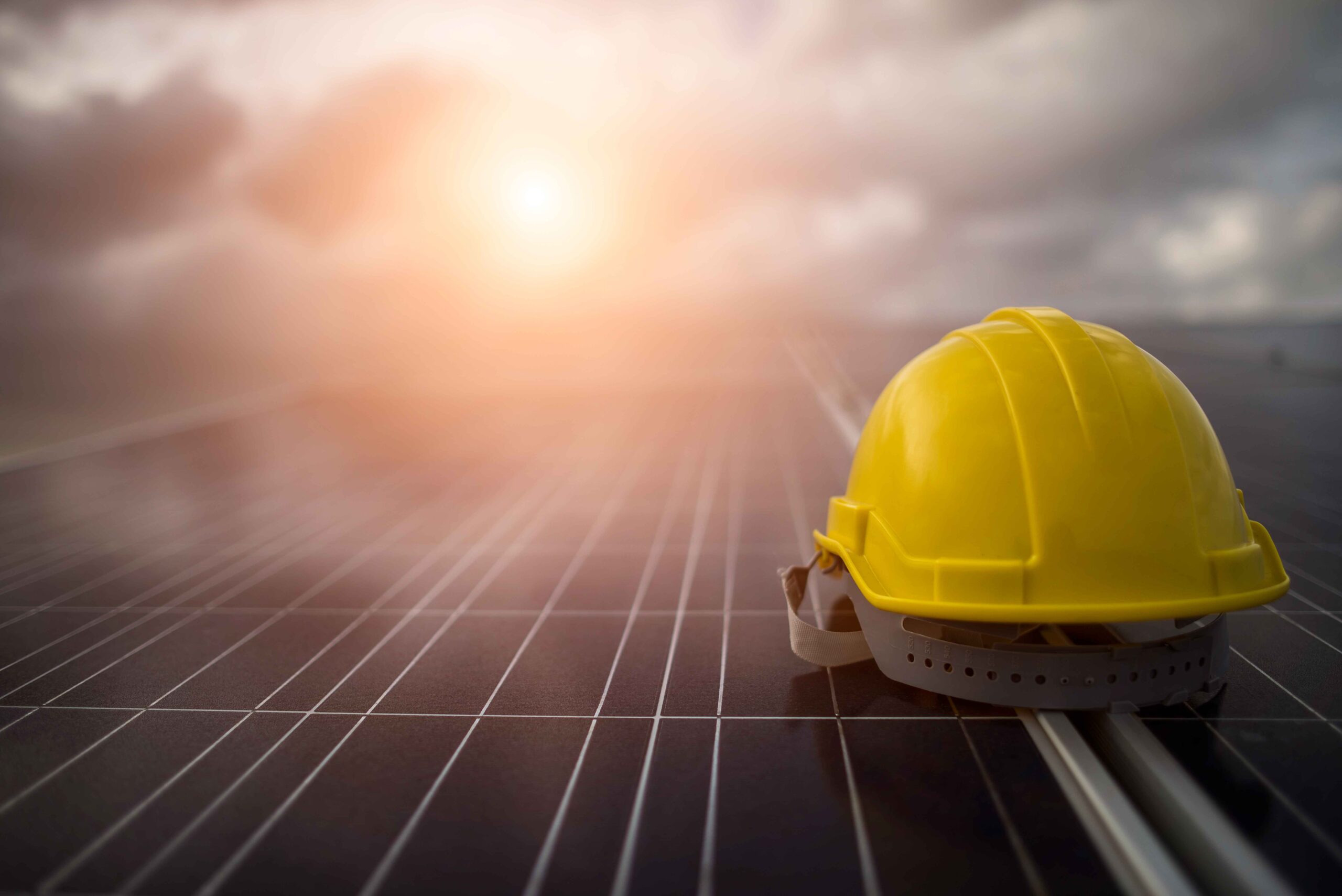 solar panel suppliers in uae